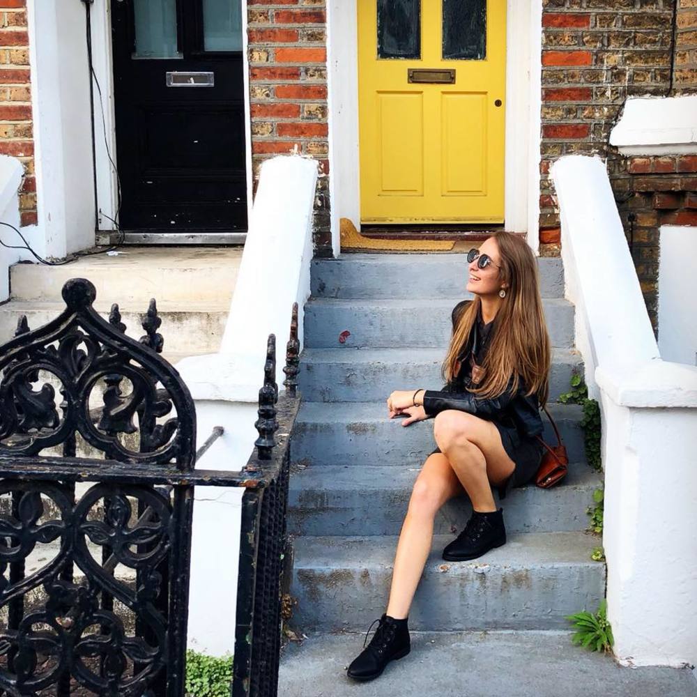 Meet your Posher, Andrea